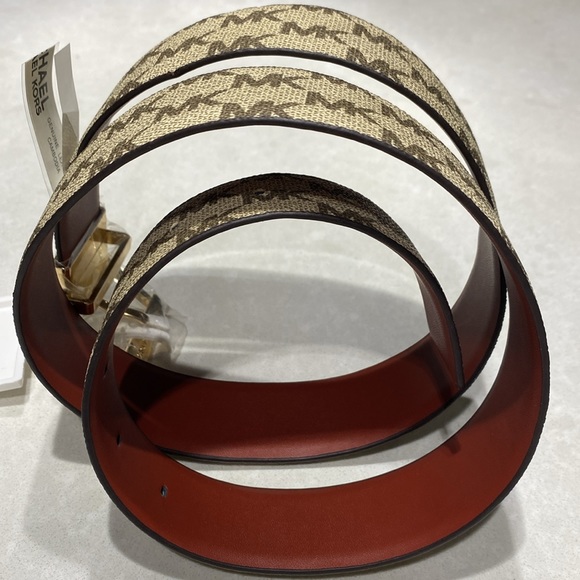 New MK Michael Kors reversible belt. large ⭐️⭐️⭐️⭐️ - Picture 14 of 17